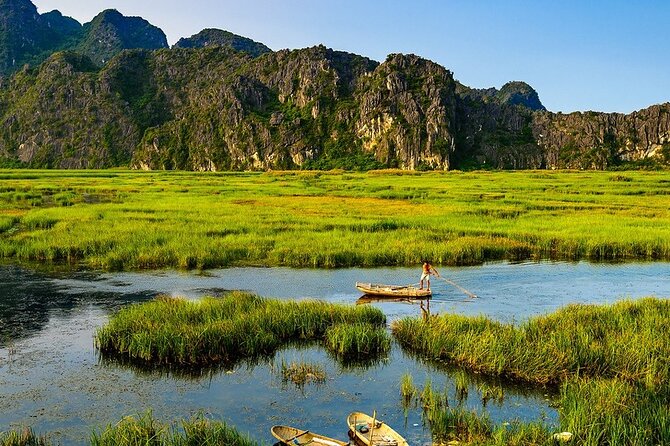 Noi Bai Airport transfer to Hotel or Vice versa - Finding your driver at Noi Bai Airport