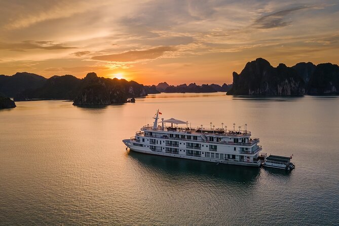 Oasis Bay Party Cruise 2 Days 1 Night - Ha Long Bay Tour - The sunset party and overnight move