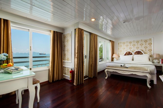 (Official) Signature Royal Cruise - 02 days 01 night program - Sleeping onboard and making the most of the night