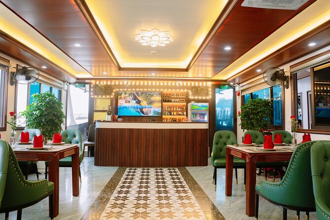 One Day Deluxe Boat Trip in Ha Long Bay - Sung Sot Cave and the first major stop