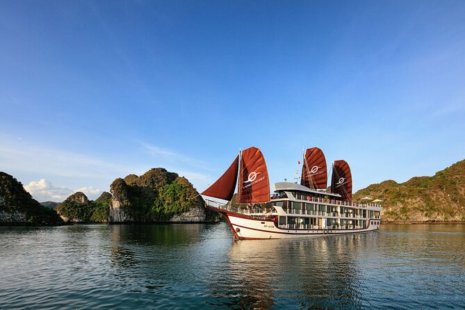 Overnight Halong Bay-Lan Ha Bay Cruise with V'Spirit Cruises - The Hanoi pickup and Tuan Chau Marina start