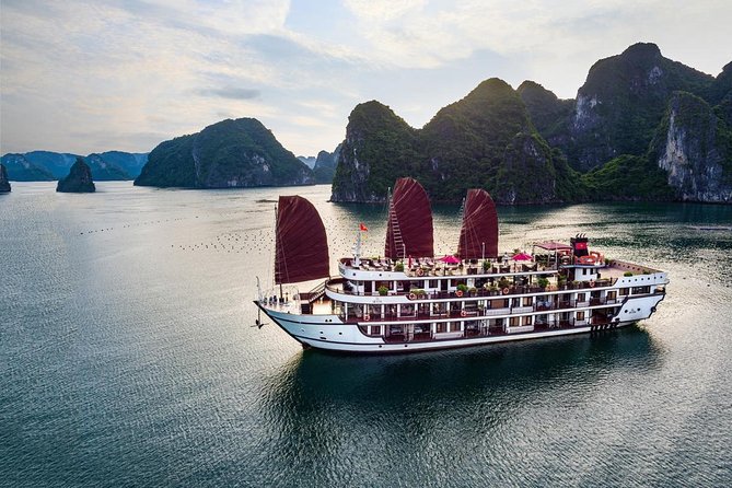 Overnight Luxury 5 Star Alisa Cruise with Meals, Kayak or Bamboo Boat - Sung Sot Cave and the final brunch