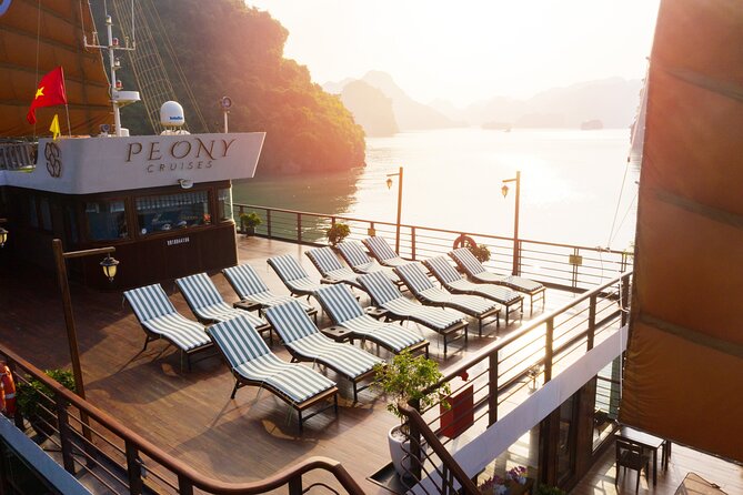 Peony Cruise : Unique 2 Days Tuan Chau - Halong bay - Lan Ha Bay - Why Lan Ha Bay is the best part of the route