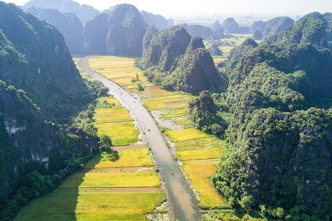 Premium Hoa lu - Trang An - Mua Cave with Buffet Lunch from Hanoi - Why this day trip works from Hanoi