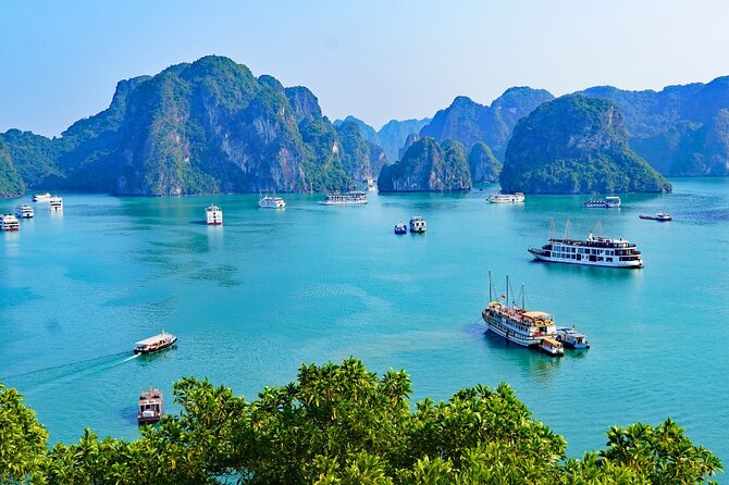 Private 15-Day Tour in Vietnam Laos and Cambodia - Days 3 and 4: A night on Halong Bay, then Laos