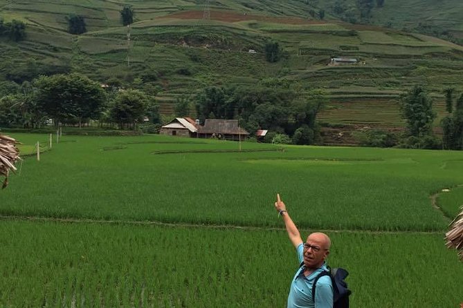 Private Car and Tour Guide Exploring Northern Vietnam - Why a private car makes sense in Northern Vietnam