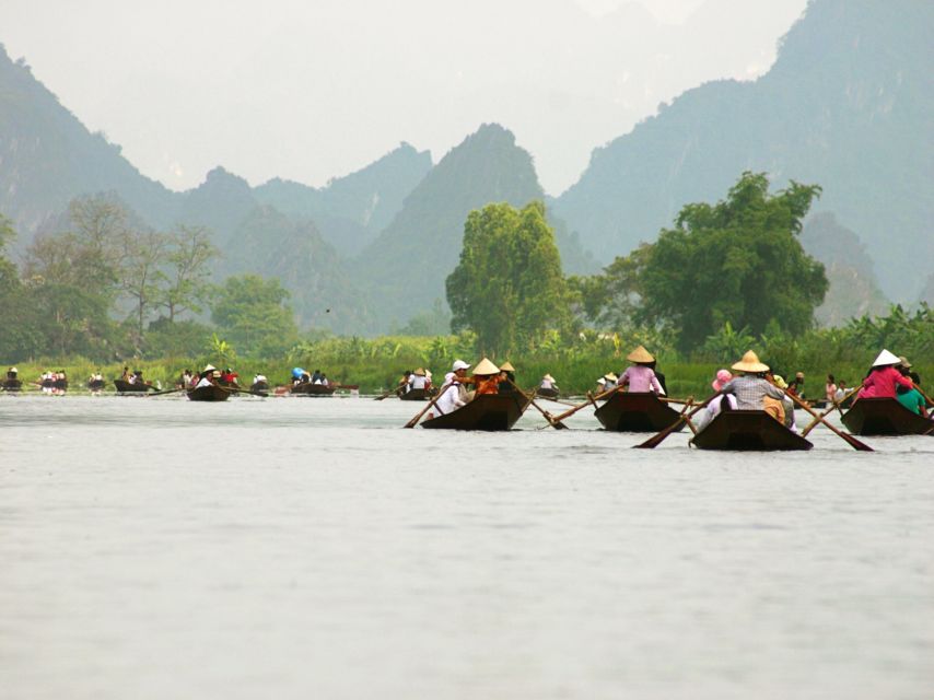 Private Car/Bus Renting Hanoi - Ninh Binh - Halong - Sapa... - How the private format affects the day