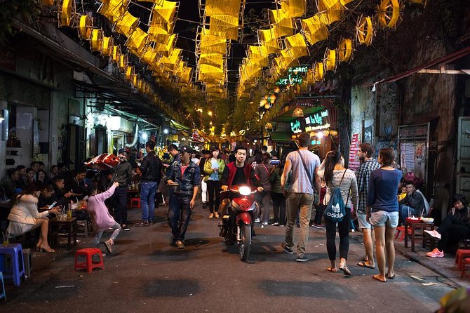 Private Evening Walking Tour - Cyclo & Water Puppet Show in Hanoi Old Quarter - Hoan Kiem Lake and the returned-sword legend