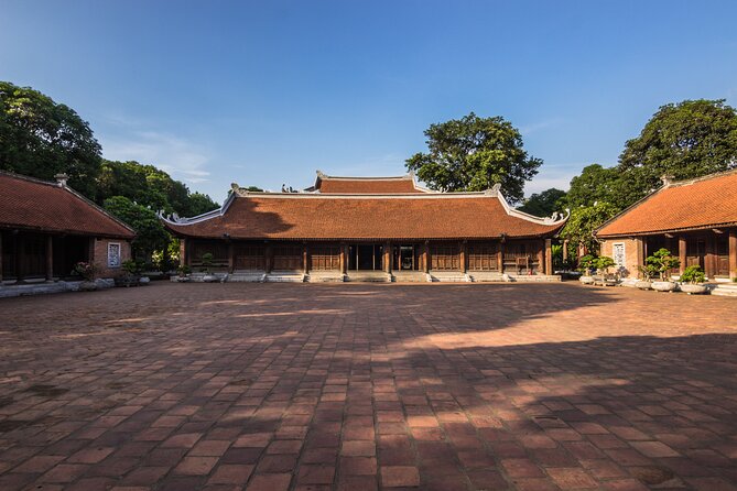 Private Experience Hanoi City, Food Street, Bat Trang Ceramic - Temple of Literature in 40 minutes