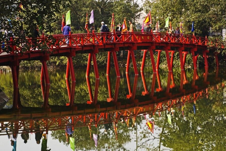 Private Hanoi City Tour: HoChiMinh Mausoleum & Water Puppet - A full day that explains Hanoi through symbols and street life