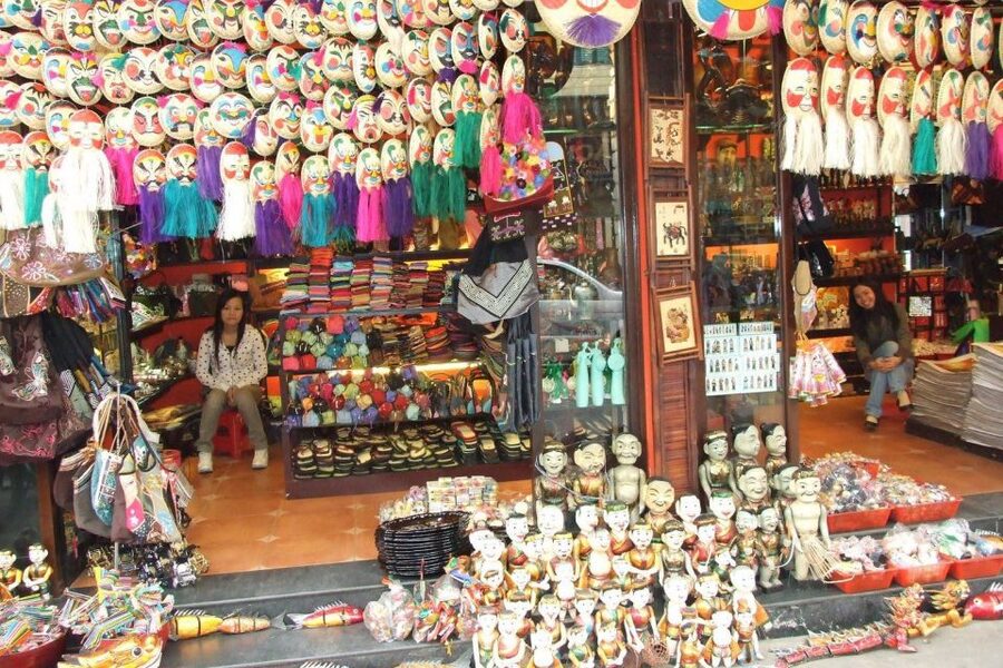Private Hanoi City Tour: HoChiMinh Mausoleum & Water Puppet - The Museum of History and Hanoi’s changing story