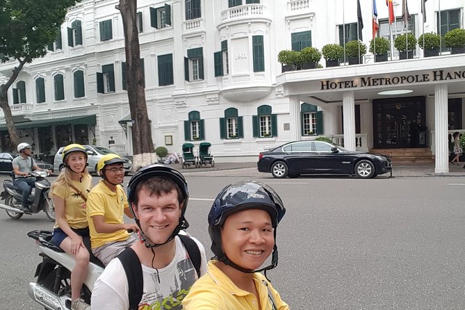 Private Hanoi Motorbike Sightseeing and Food Tour - Flag Tower, the B-52 lake, and wartime memory