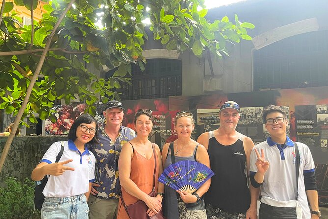 (Private) Hanoi War Sites Tour - Huu Tiep Lake and the B-52 wreckage
