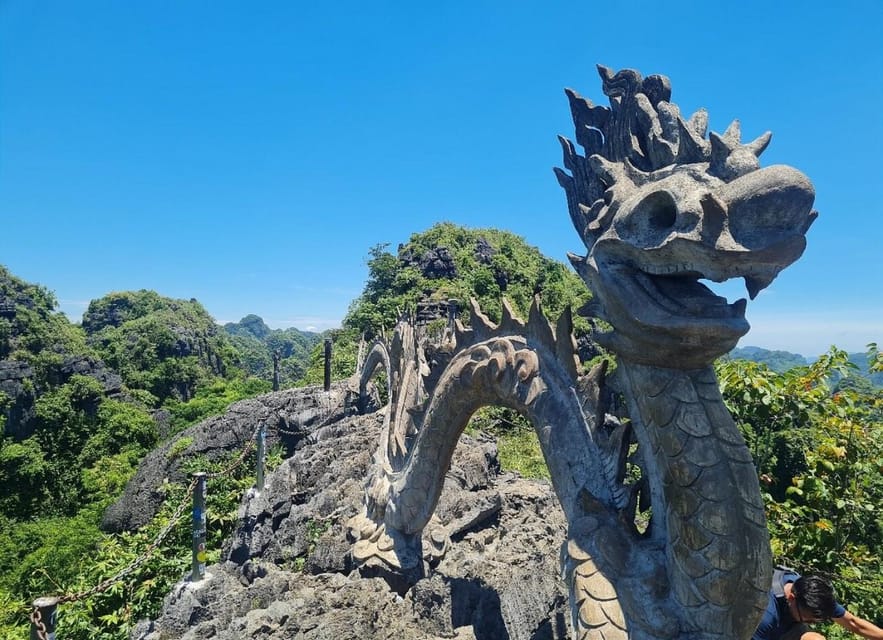 Private Luxury 1 Day Trip: Hoa Lu, Tam Coc, Mua Cave, Biking - Who should book this experience
