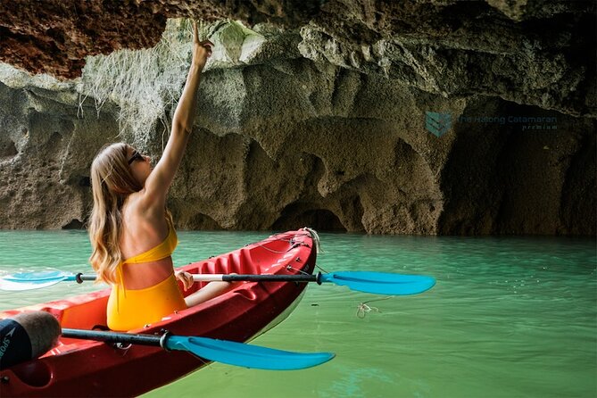 PRIVATE TOUR HALONG BAY ONE DAY with Cave, Kayaking, Bamboo Boat - Thien Cung Cave, the day’s most dramatic stop