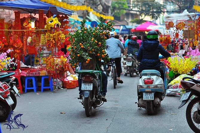 Private tour - Hanoi old quarter cyclo tour (2 hours) - What is included and what you still pay for