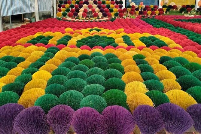 Private Tour Incense Village, Hat village & Train Street Coffee - Quang Phú Cầu and the craft behind the color