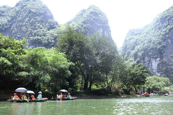 PRIVATE TOUR Ninh Binh One Day - Hoa lu- Tam Coc - Mua Cave - Why this private Ninh Binh day trip works