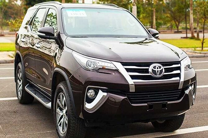 Private transfer Between Hanoi & Noi Bai airport - Finding your driver in Arrival Hall A or B