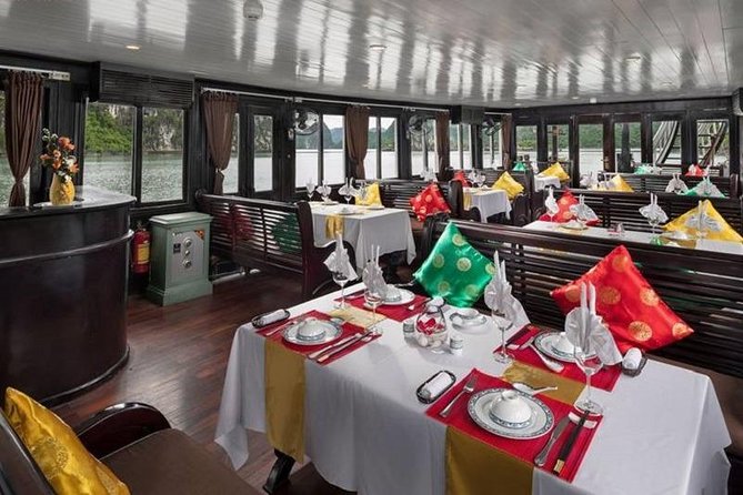 Private Transfer Hotel Pick Up for Small Group Halong Day Tour - What the small-group setup really gives you