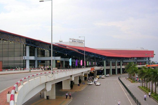 Private transfer Noi Bai Airport (HAN) - Hanoi City Center - Leaving Hanoi without the airport scramble