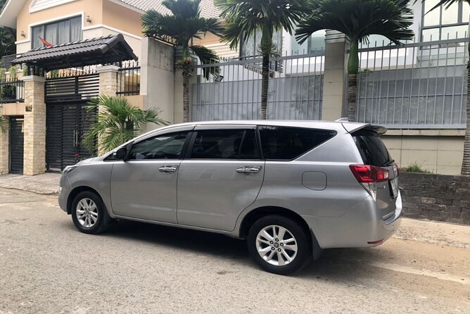 Private transfers Hanoi <=> Ha Giang One Way (Free hotel pickup) - Airport pickup at Noi Bai