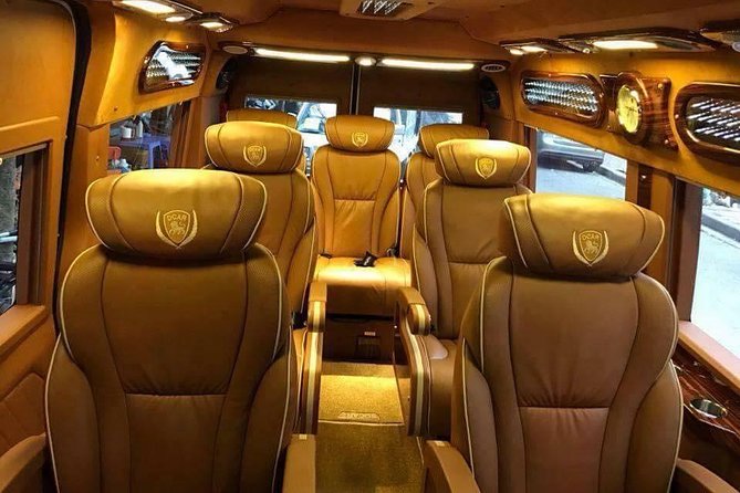 Private Transfers Hanoi <=> Halong One Way by Limousine Vehicles - Pickup at Noi Bai Airport or your Hanoi hotel