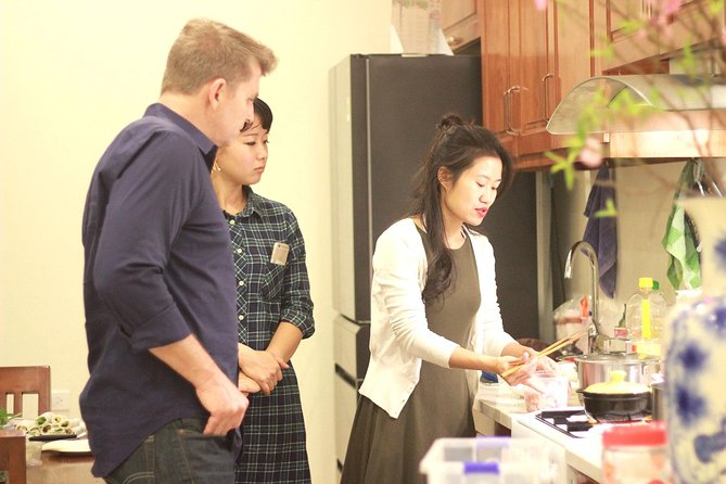 Private Vietnamese Cooking Class in Hanoi with a Local - From preparation to a shared Vietnamese meal