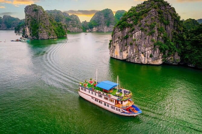 Pu Luong 2 Days Trekking & Village Experience with local Family - Guides who shape the experience