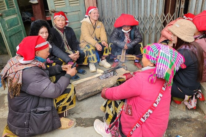 Sapa - Bac Ha Trek Tour - Night Train & Bus & Homestay overnight - A night in Ta Van with a local family