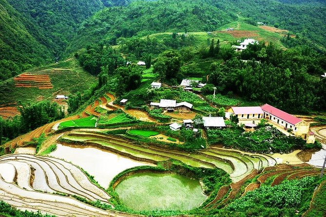 Sapa Tours 2D1N stay At 4 stars hotel nice Sleeping Bus TRANSFER - Y Linh Ho and the old rice terraces