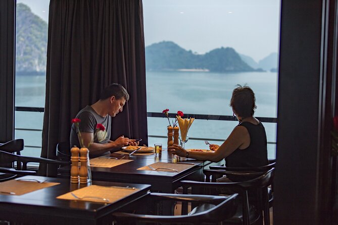 Scarlet Pearl Cruise - The Pearl of Halong Wonder (2days/1night) - Dinner, evening time, and the cost of a fixed schedule