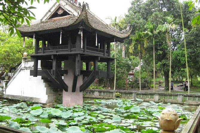 Shore Excursion: The Beauty of Hanoi City from Halong Cruise Port - Meeting your guide and driver