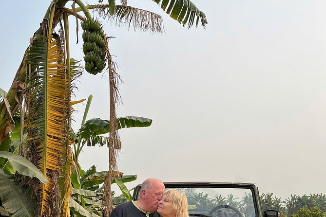 Small Group Hanoi Jeep Tour All Inclusive - Thanh Nien Street between two lakes