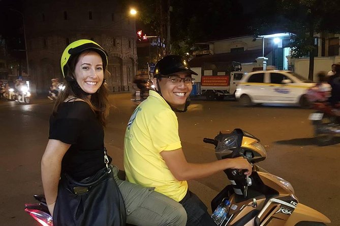 Small-group motorbike sightseeing and food tour in Hanoi - Returning to the Old Quarter for street food