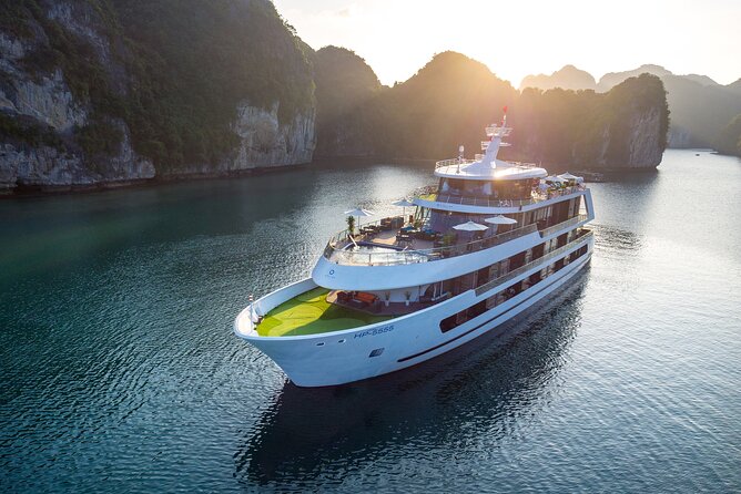 Stellar of the Seas 2 Days and 1 Night Luxury Cruise Experience - Why Lan Ha Bay makes this cruise different