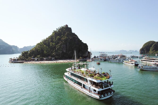 Sweetness Cruise Ha Long Bay: Caves, Kayaking, Swimming & Lunch - Luon Cave by kayak or bamboo boat