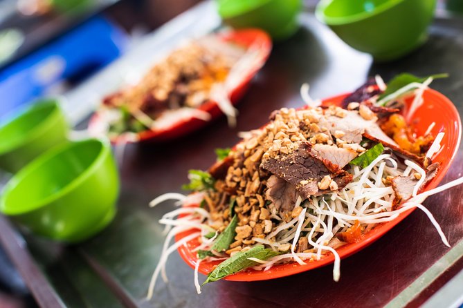 Tasting 8 Different Hanoi Street Foods at Noon Time - Who should book this lunchtime walk?