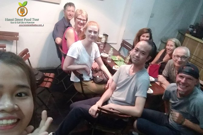 Tasting 8 Different Street Foods + Local Drink at Evening Time by Walking - What the guide adds to the meal
