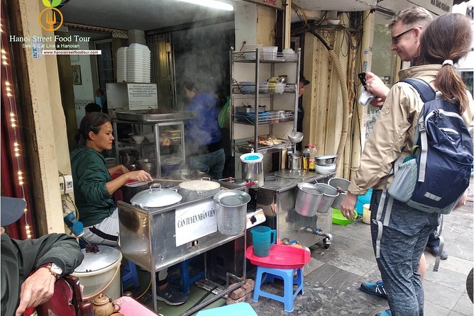 Tasting 8 Different Street Foods + Local Drink at Evening Time by Walking - Why the three-hour length works