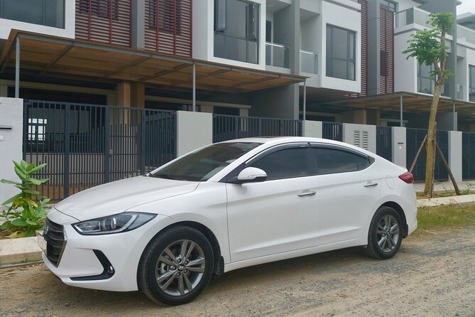 (TOP) Private car: Hanoi/Noi Bai Airport (HAN) from/to Ha Long - What the road trip feels like