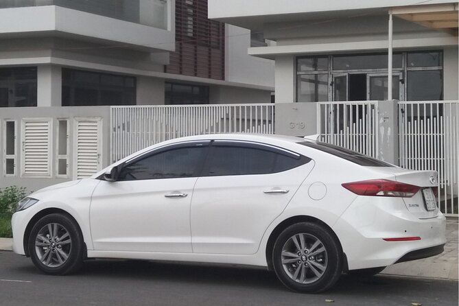 (TOP) Private car: Hanoi/Noi Bai Airport (HAN) from/to Ha Long - Who should book this transfer?