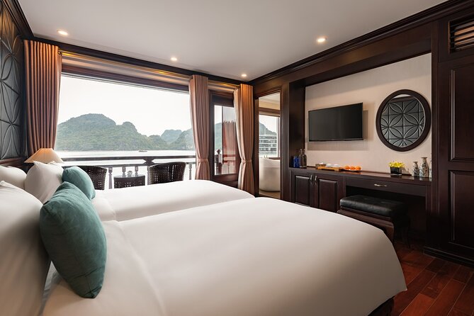 TOP TIER: 3 DAYS/2 NIGHTS tours- LIKE ABOSS on beautiful cruises - From Hanoi Old Quarter to the harbor