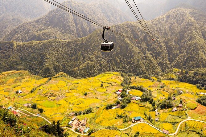 Tour to Sapa town and Cat Cat Village at the Fansipan Mountain - Fansipan, Vietnam’s rooftop by cable car