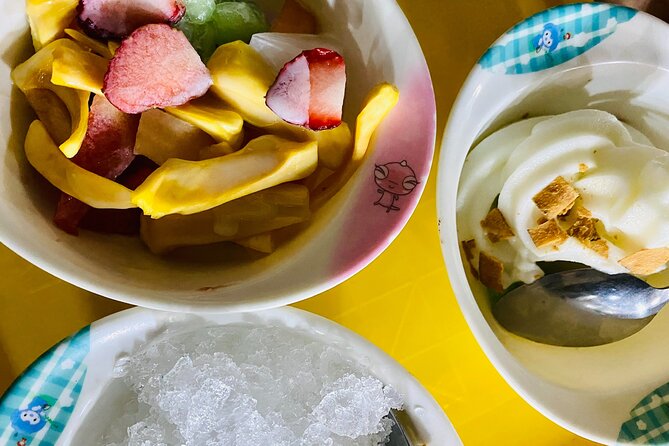 Vegan Street Food & Stories of Hanoi - Who should book this experience?