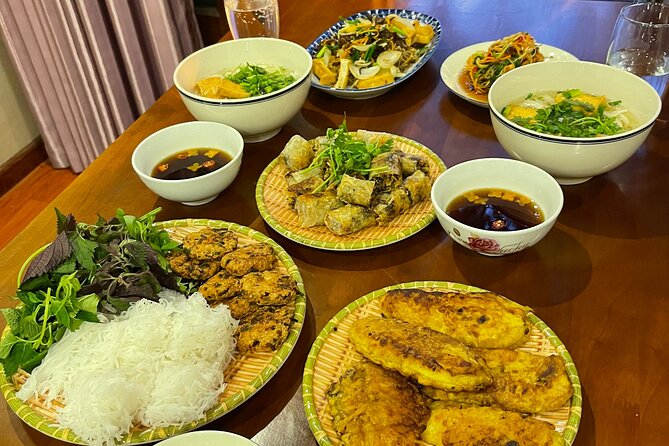 Vietnamese Vegetarian Cooking Class in Hanoi - Meeting at 8 P. Gia Ngư in Hanoi’s Old Quarter