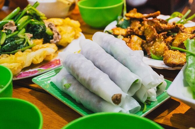 Walking Street Food Tour in Hanoi and Train Street - Why the guide matters more than the food list